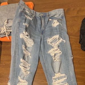 American Eagle Mom Jeans